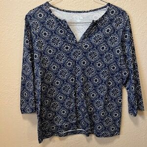 Kim Rogers Woman 1X Blue White Geometric Print 3/4 Sleeve V-Neck Top Cotton